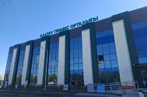 NAYADA задала стиль в новом теннисном центре — перегородки Nayada-Standart с остеклением