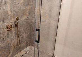 С немецким акцентом: душевые от NAYADA с Pauli и Metalgass