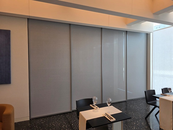 Фото Сталь в движении: как двери становятся частью гастрономического сценария