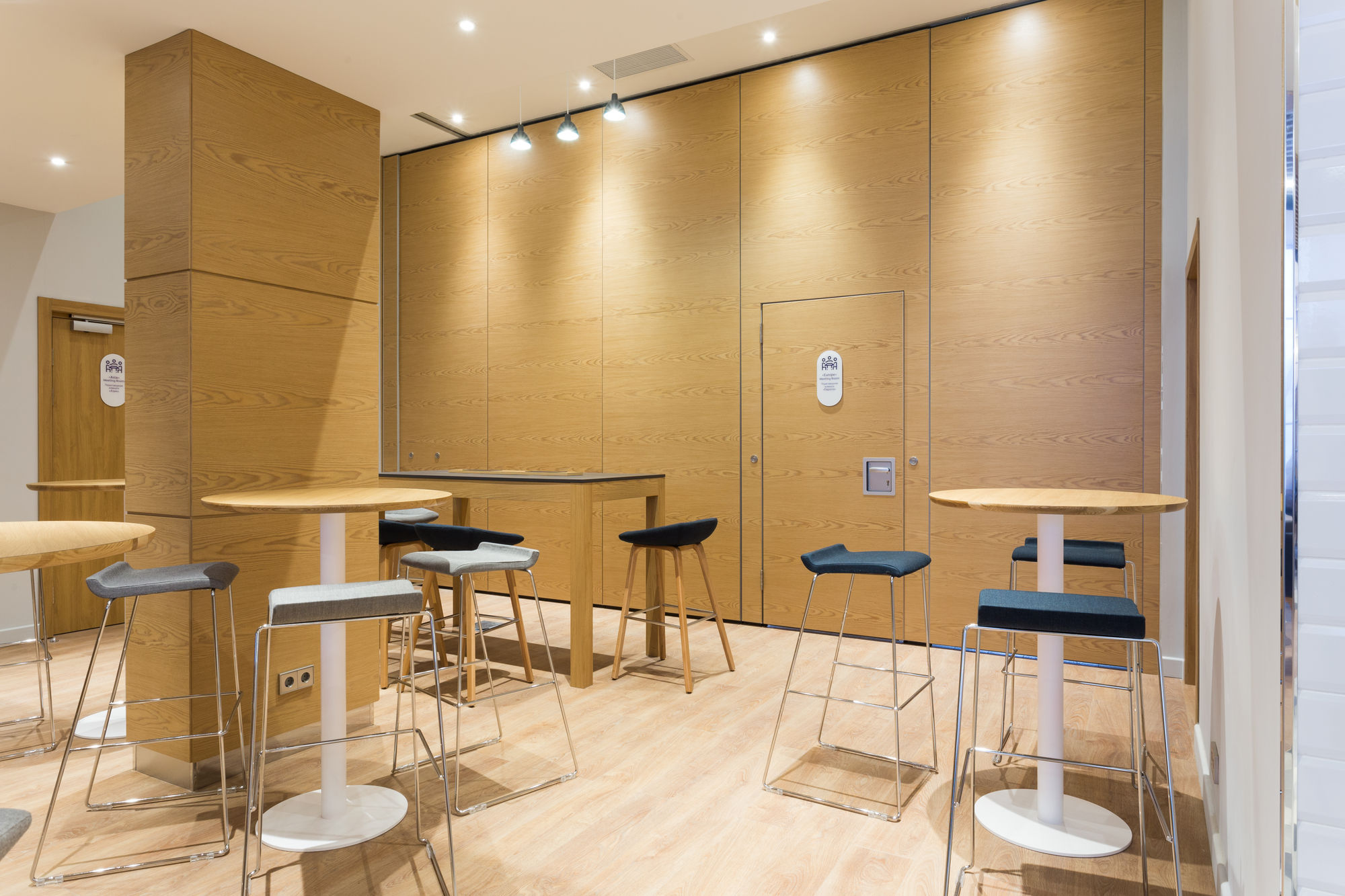 Фото Глухие раздвижные перегородки NAYADA SmartWall H5/H7